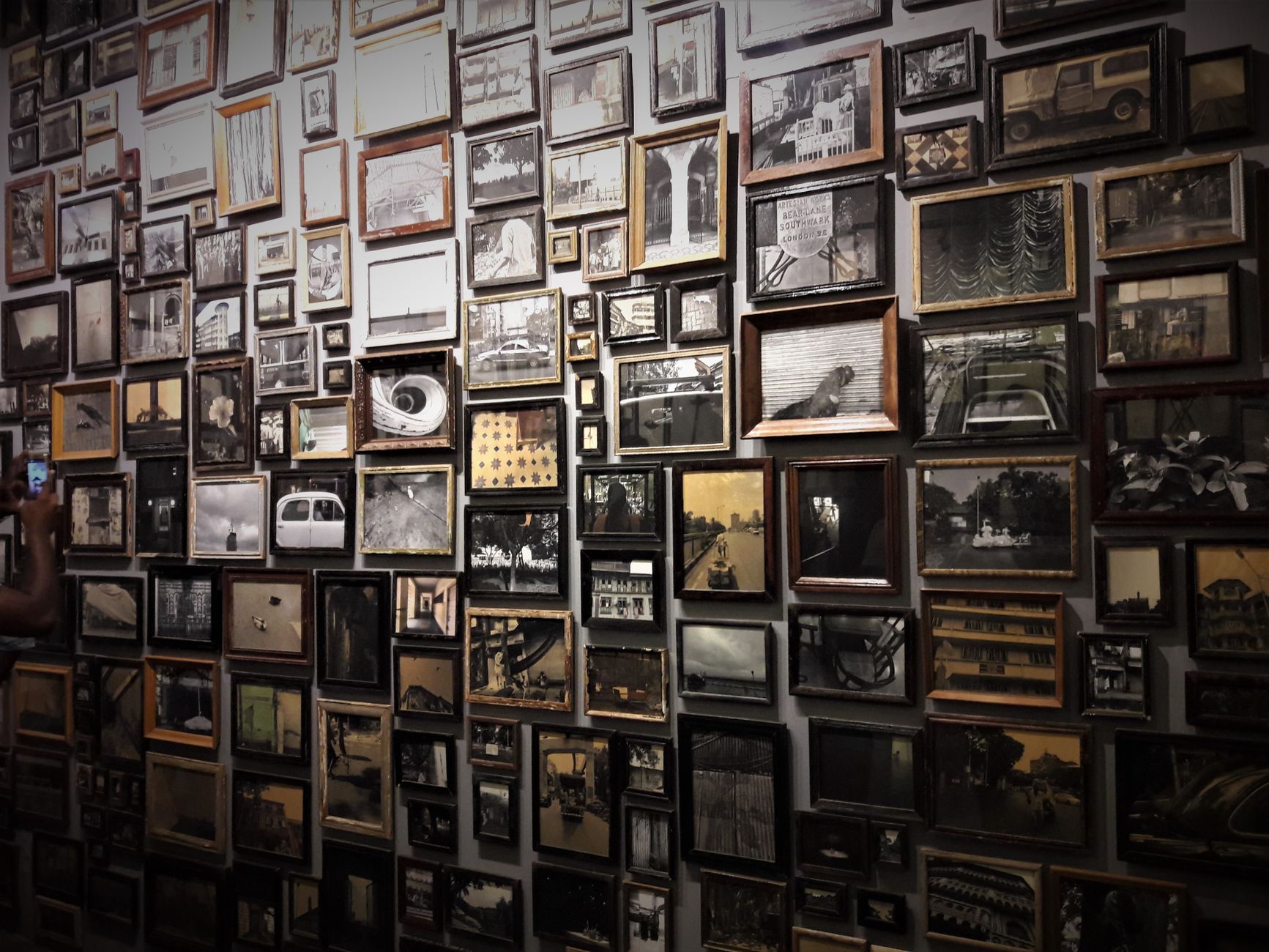 Why None of My Frames Match, and Why That’s Fine - photo displays