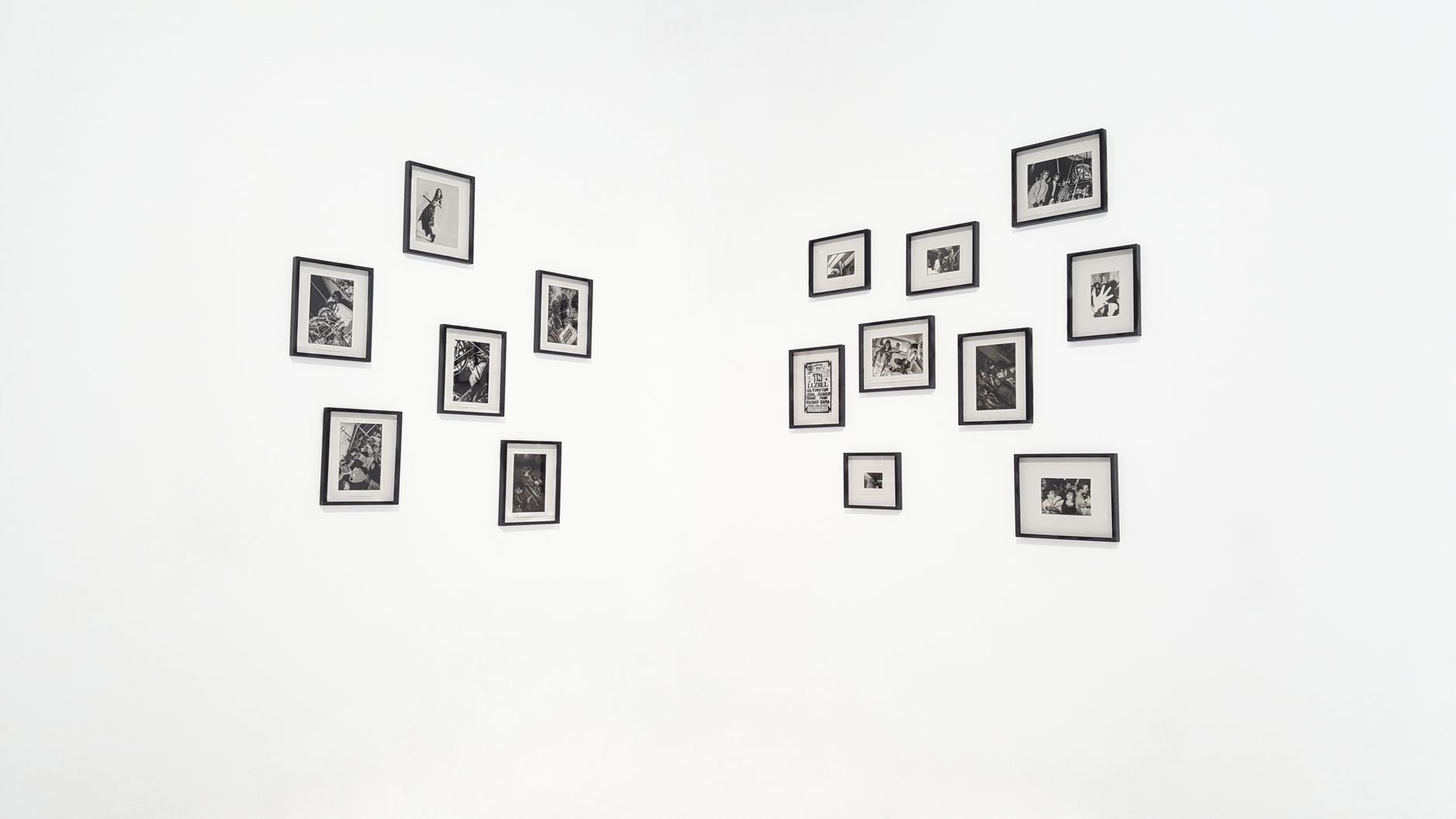 Swapping the Mantel Photos with the Seasons - photo displays